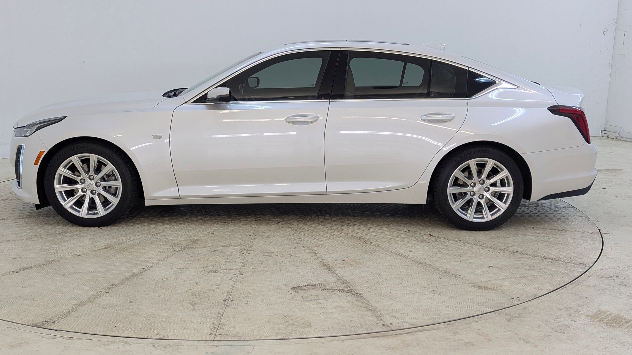 Used 2020 Cadillac CT5 Luxury w/ Sun And Sound Package image 2