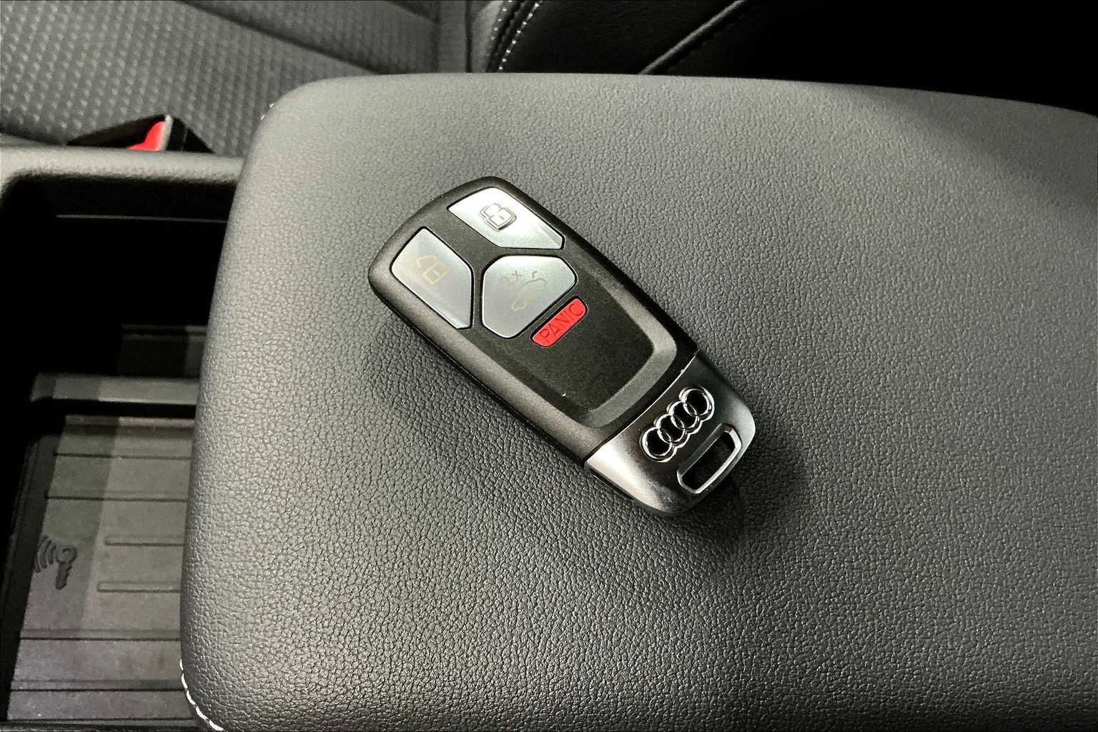 Used 2025 Audi A5 2.0T Premium Plus w/ Premium Plus image 13