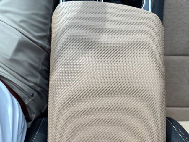 Used 2026 Chevrolet Equinox ACTIV image 32