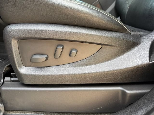 Used 2018 Chevrolet Tahoe Premier AWD/4WD image 12