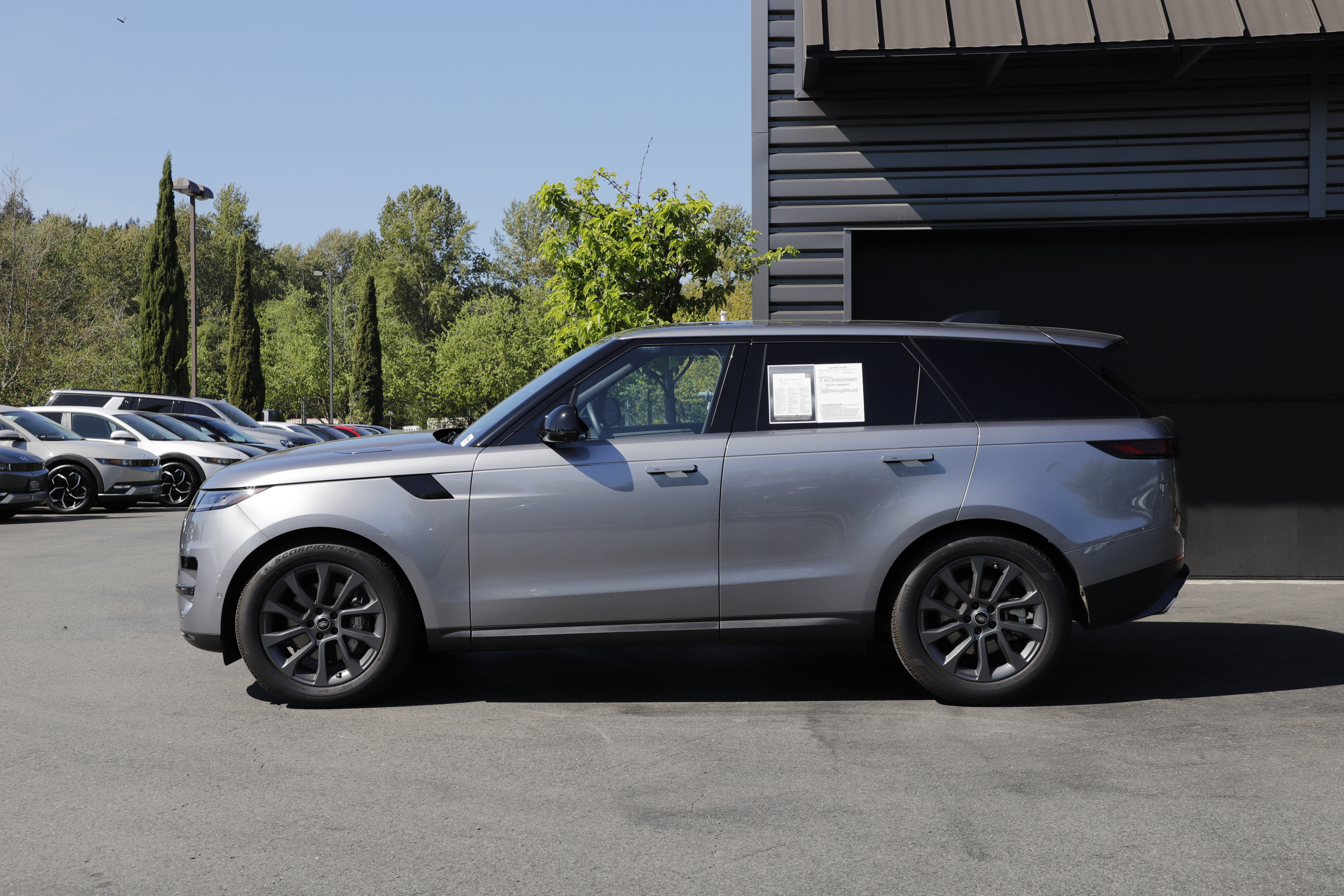 Certified 2025 Land Rover Range Rover Sport AWD/4WD image 7