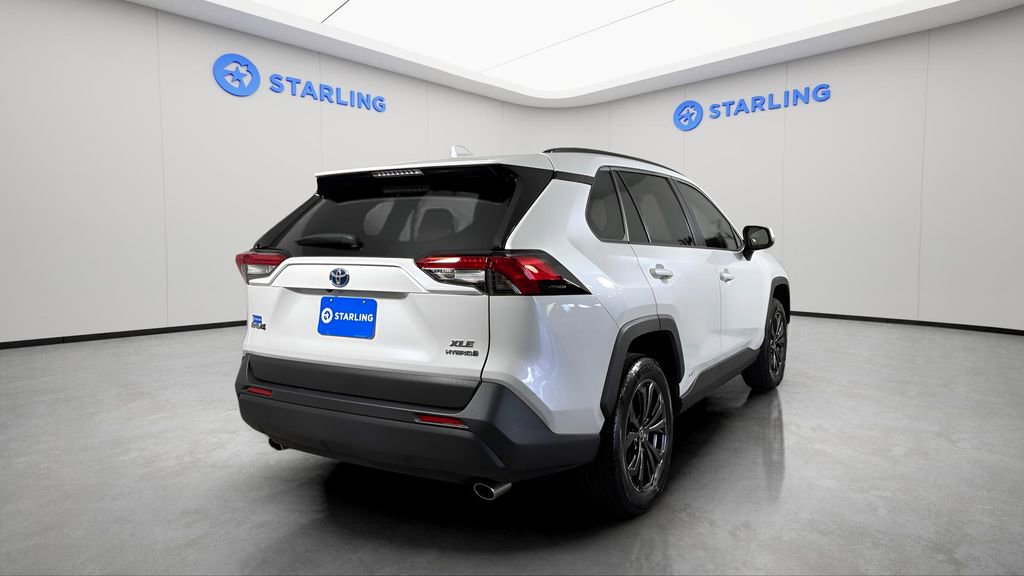 Used 2023 Toyota RAV4 XLE Premium AWD/4WD image 8
