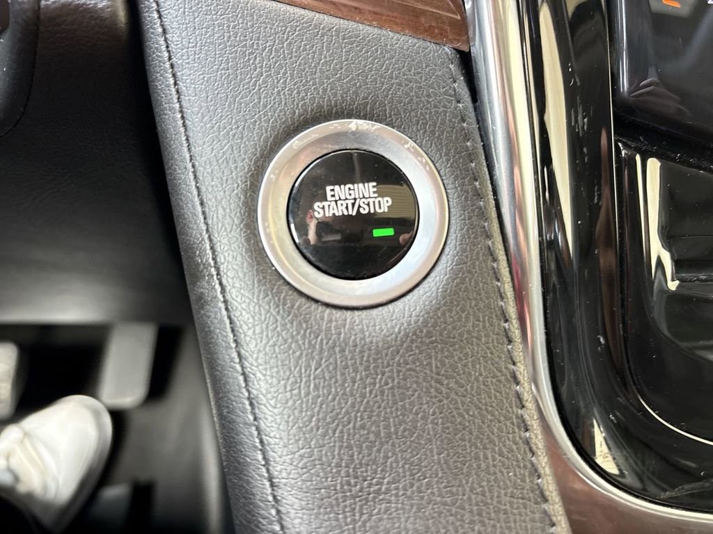 Used 2016 Cadillac Escalade ESV Premium AWD/4WD image 17