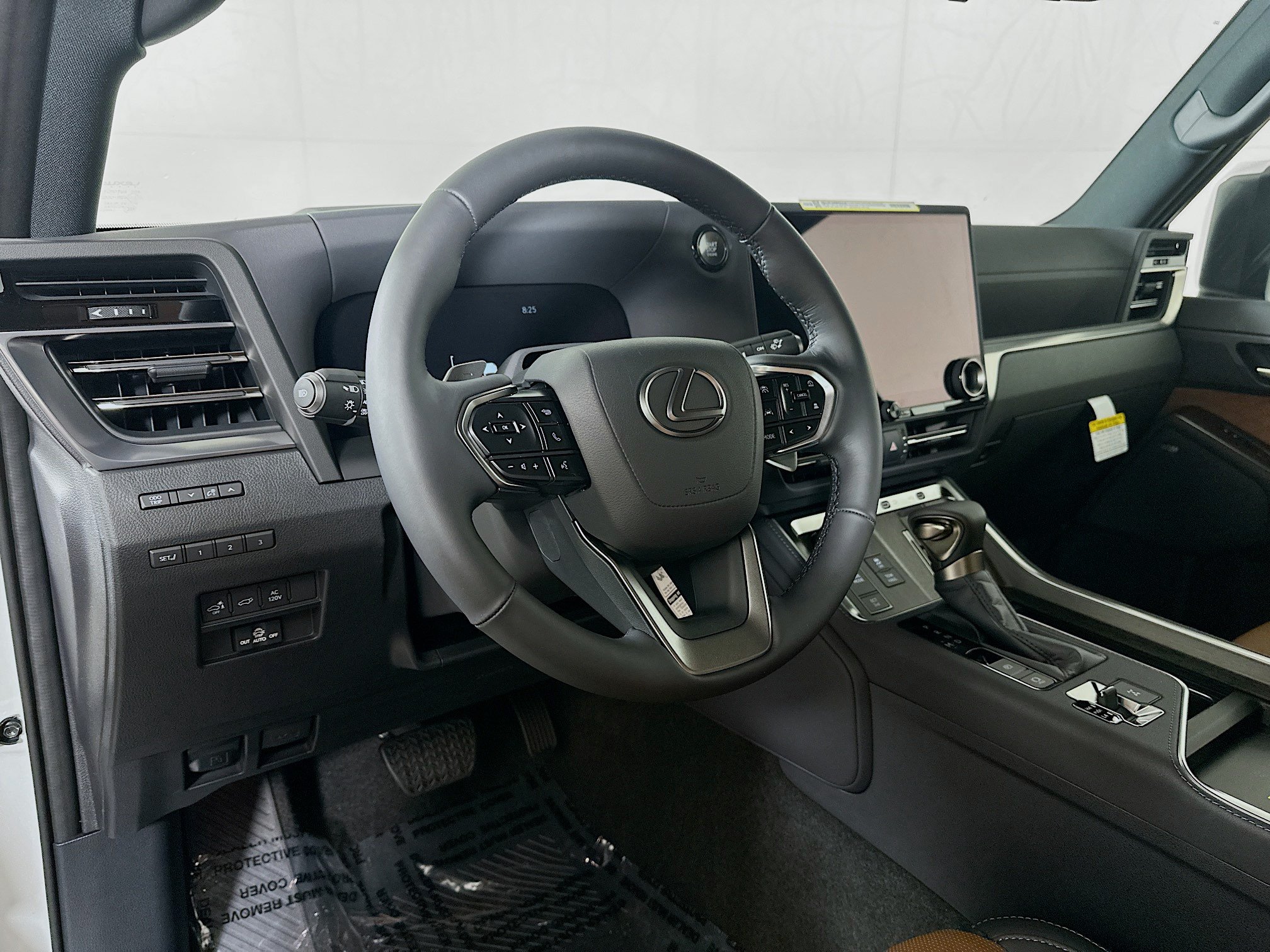 New 2026 Lexus GX 550 w/ Accessory Package (2T) AWD/4WD image 9