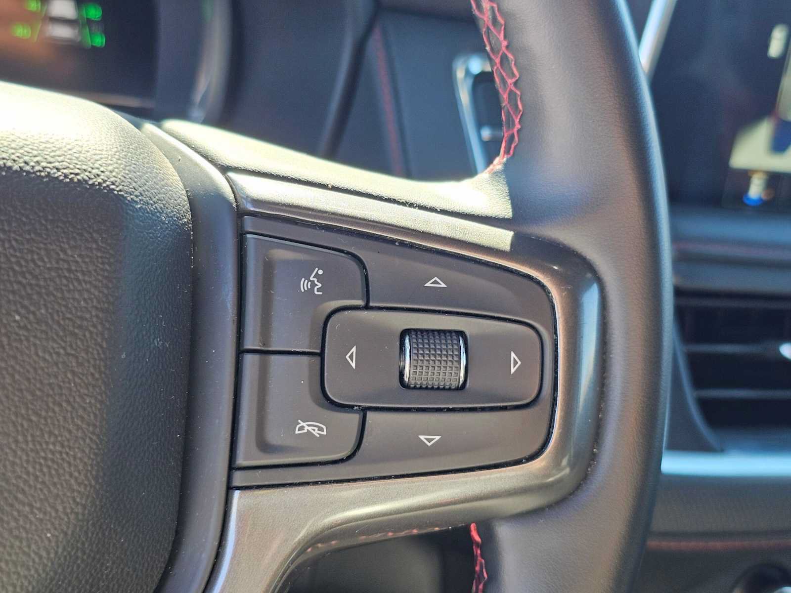 Used 2023 Chevrolet Tahoe RST w/ Luxury Package RWD image 31