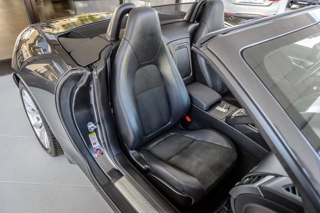 Used 2016 Jaguar F-TYPE Convertible RWD image 27