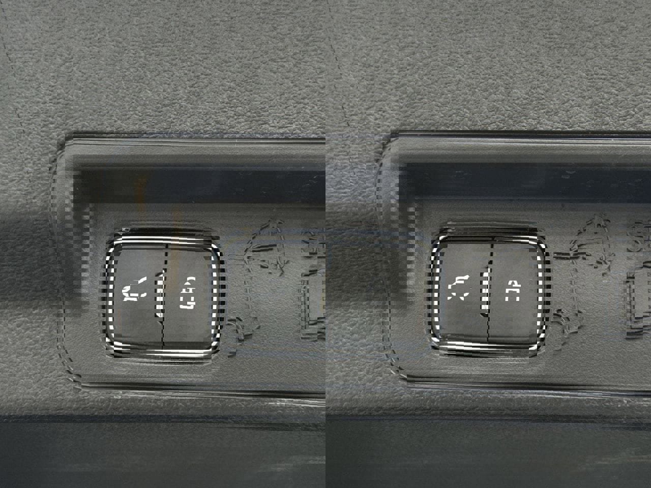 Used 2025 Ford Explorer Platinum w/ LUX Leather Package image 35