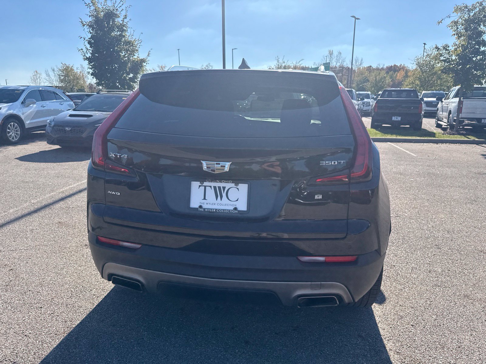 Used 2020 Cadillac XT4 Premium Luxury AWD/4WD image 6