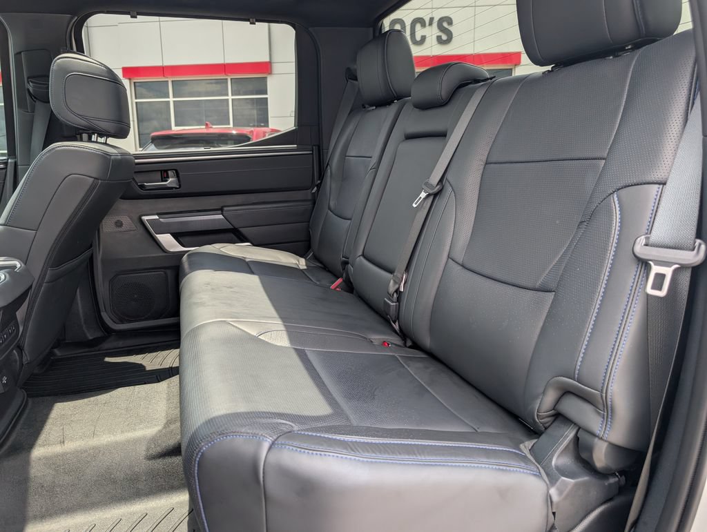 Used 2025 Toyota Tundra Platinum AWD/4WD image 33
