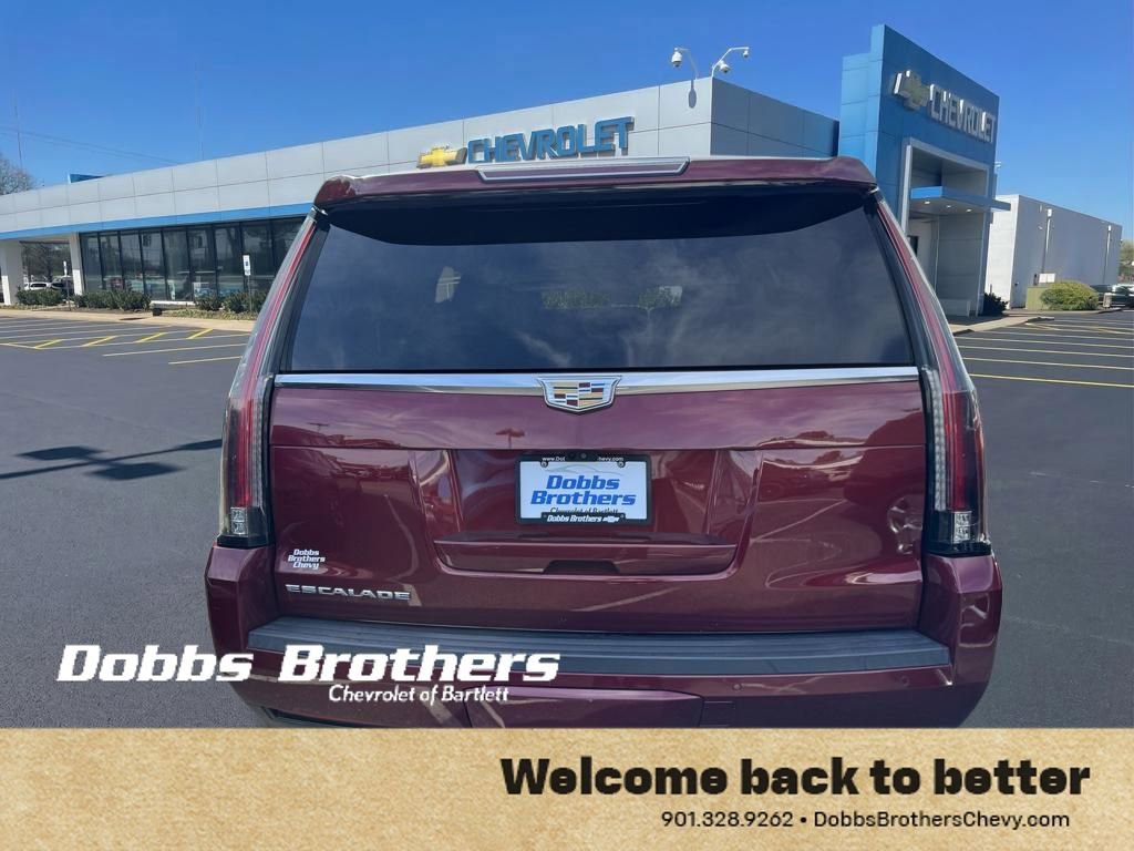 Certified 2019 Cadillac Escalade Premium Luxury AWD/4WD image 6