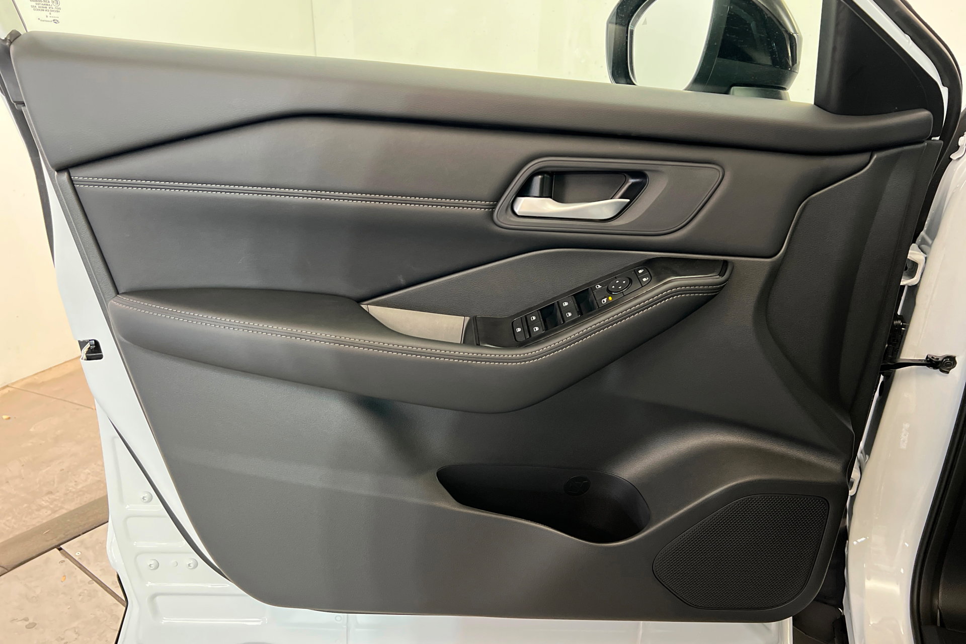 New 2026 Nissan Rogue SV image 14