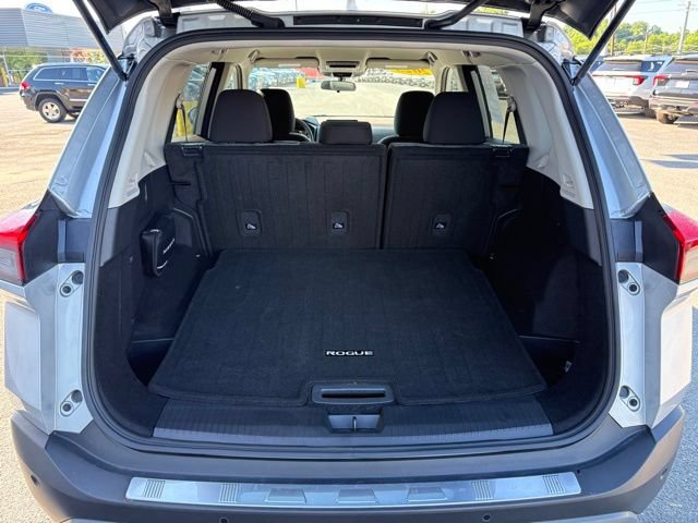 Used 2023 Nissan Rogue SV AWD/4WD image 31