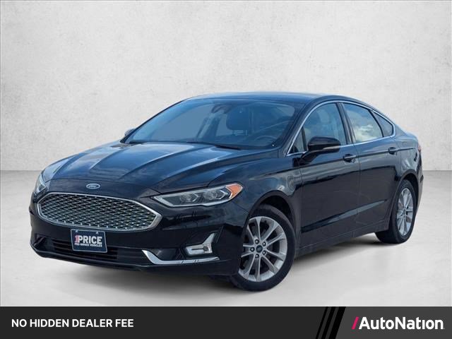 Used 2019 Ford Fusion Energi Titanium FWD image 1