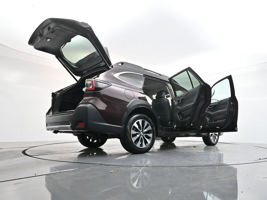 Used 2025 Subaru Outback Limited w/ Popular Package #2 image 44