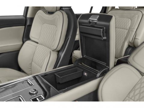 Certified 2022 Lincoln Aviator Black Label image 14