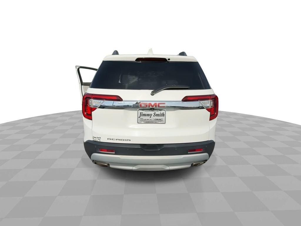 Certified 2022 GMC Acadia SLT FWD image 8