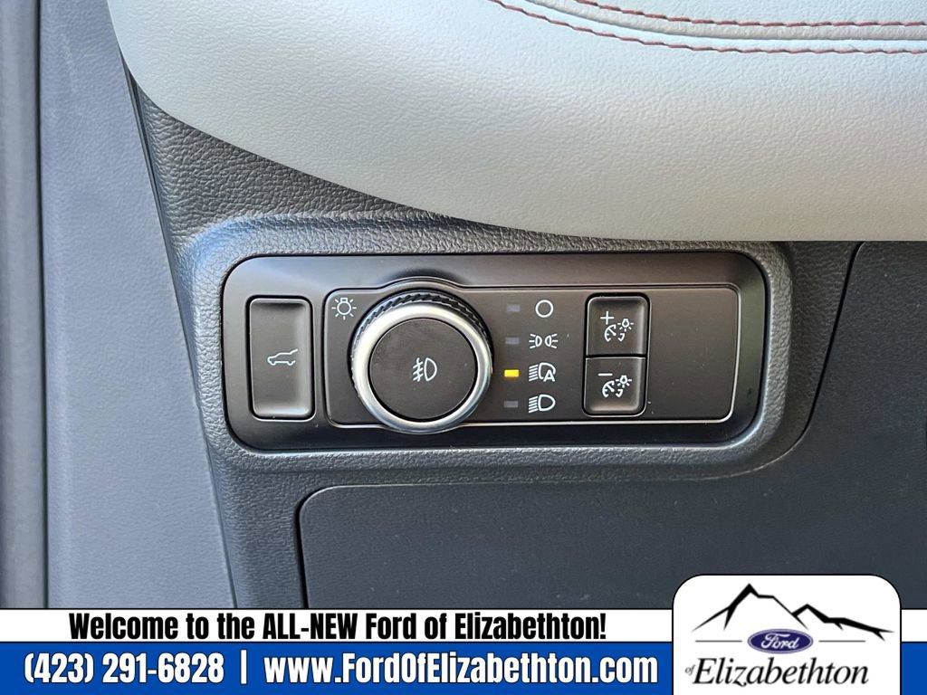 New 2026 Ford Explorer Active image 25