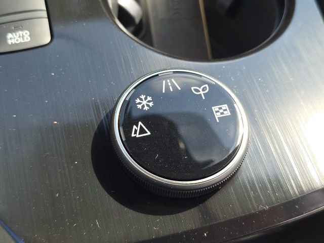 New 2026 Nissan Rogue S image 9