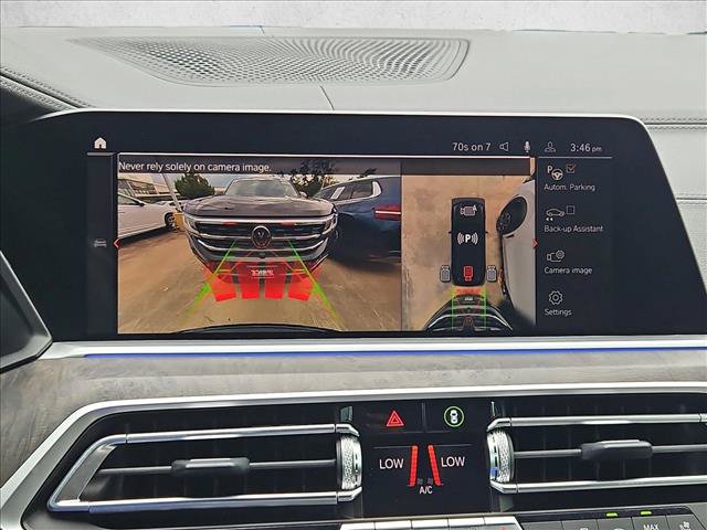 Used 2022 BMW X5 xDrive40i w/ Executive Package AWD/4WD image 14