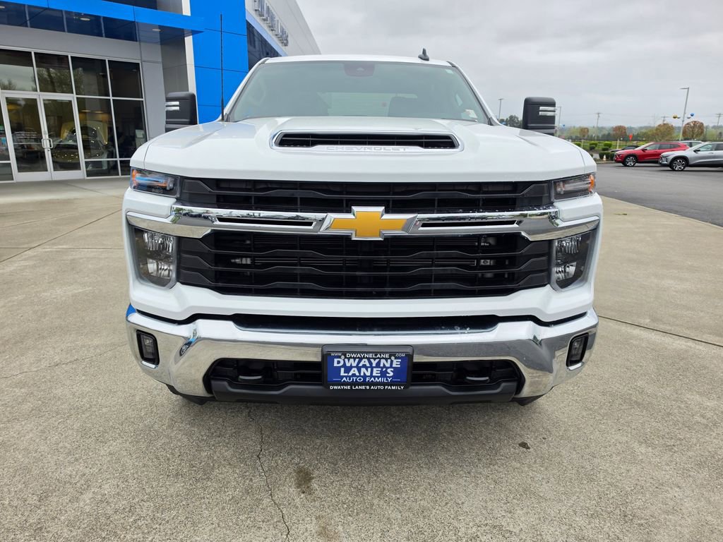Used 2025 Chevrolet Silverado 2500 LT w/ Convenience Package AWD/4WD image 9