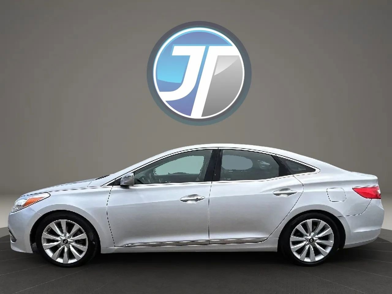 Used 2016 Hyundai Azera Limited FWD image 13