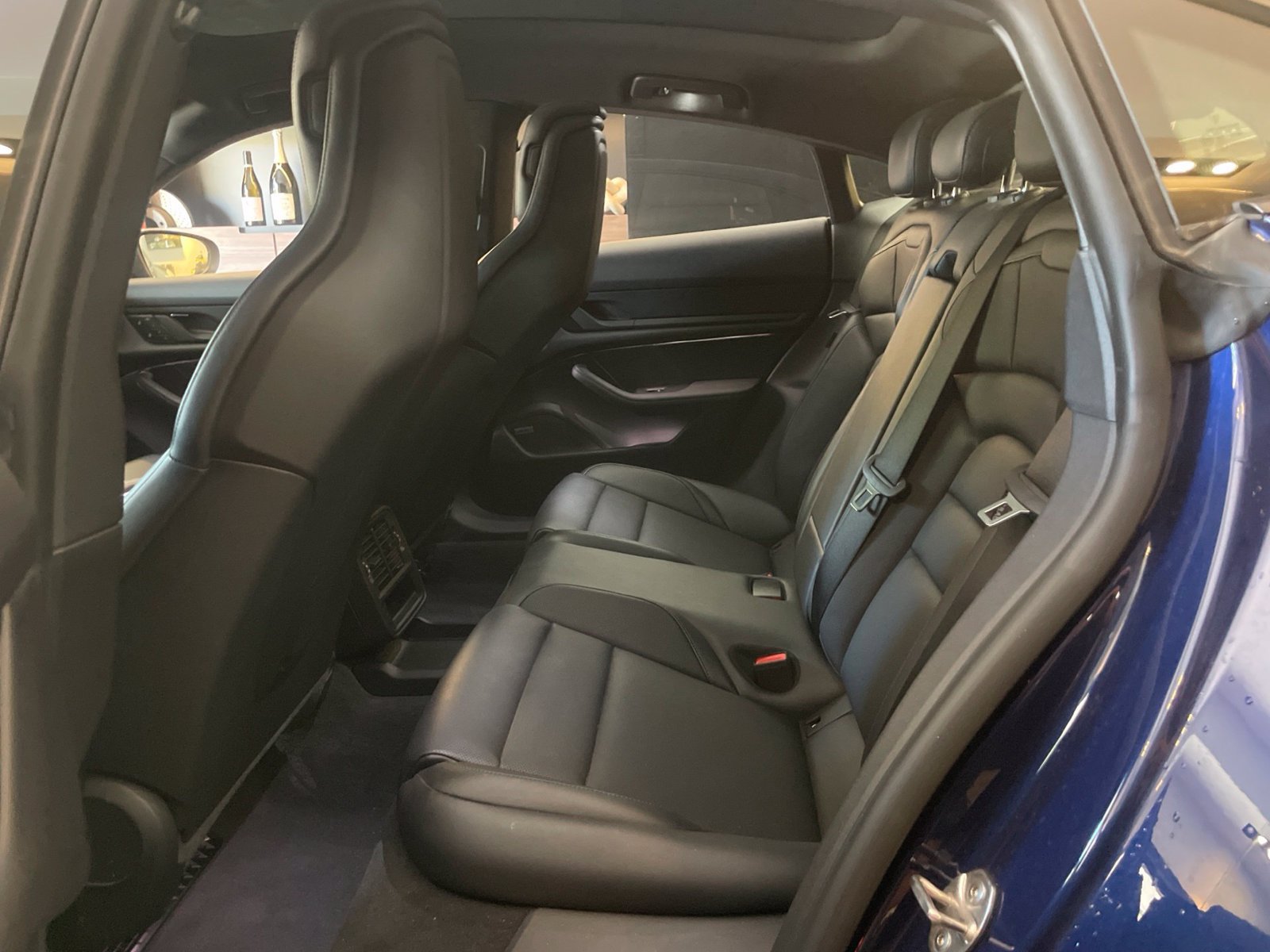 Certified 2024 Porsche Taycan w/ Premium Package RWD image 9