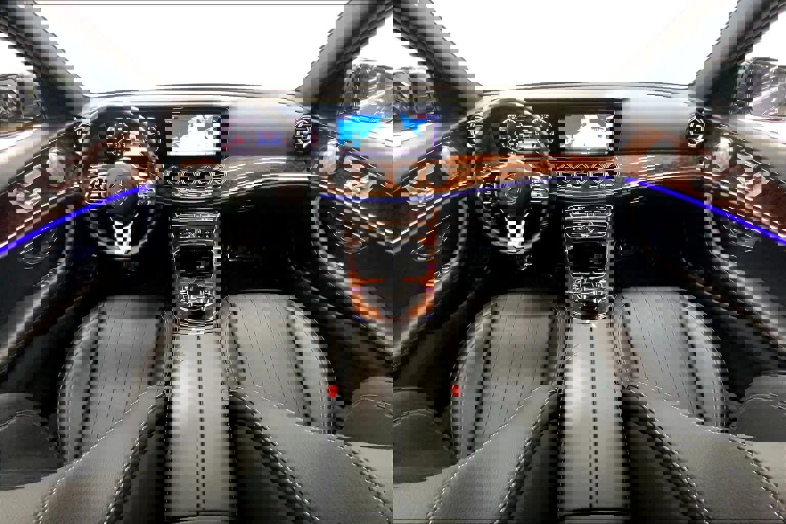 Used 2020 Mercedes-Benz E 350 Sedan image 18