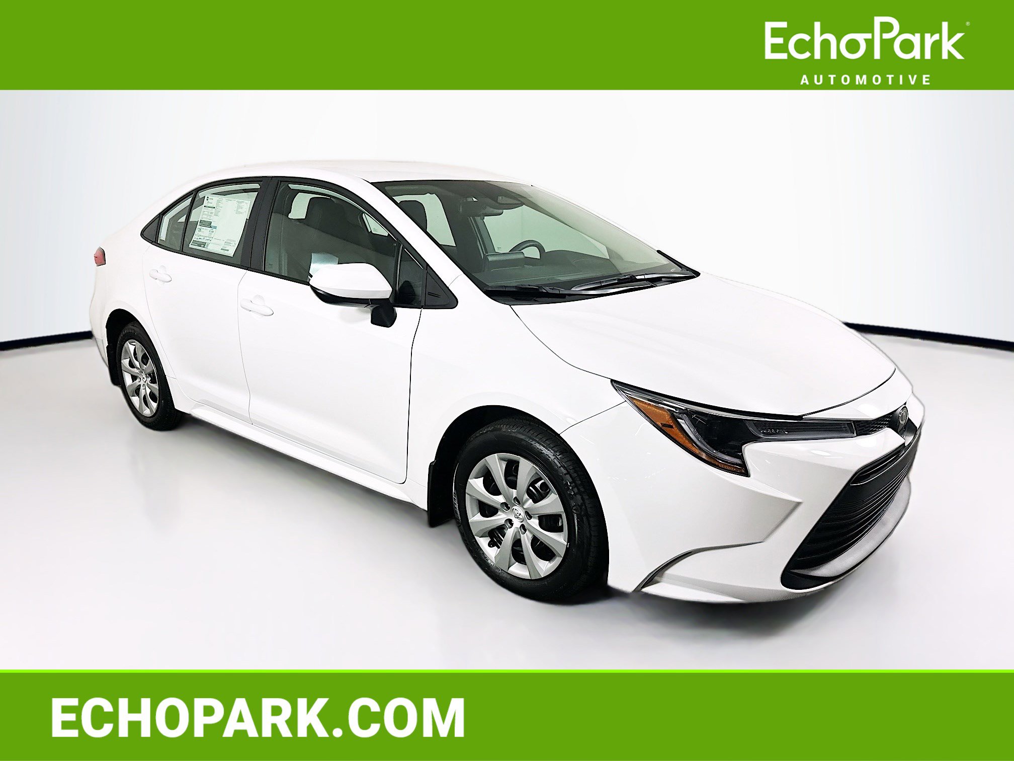 Used 2026 Toyota Corolla LE image 1