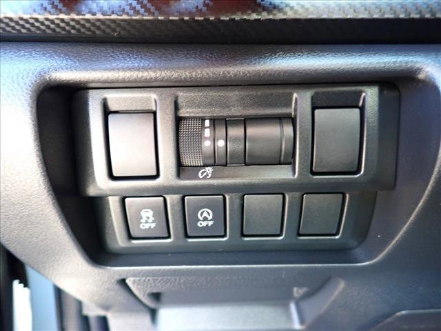 Used 2022 Subaru Crosstrek 2.0i image 13