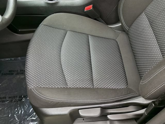 Used 2024 GMC Terrain SLE FWD image 19