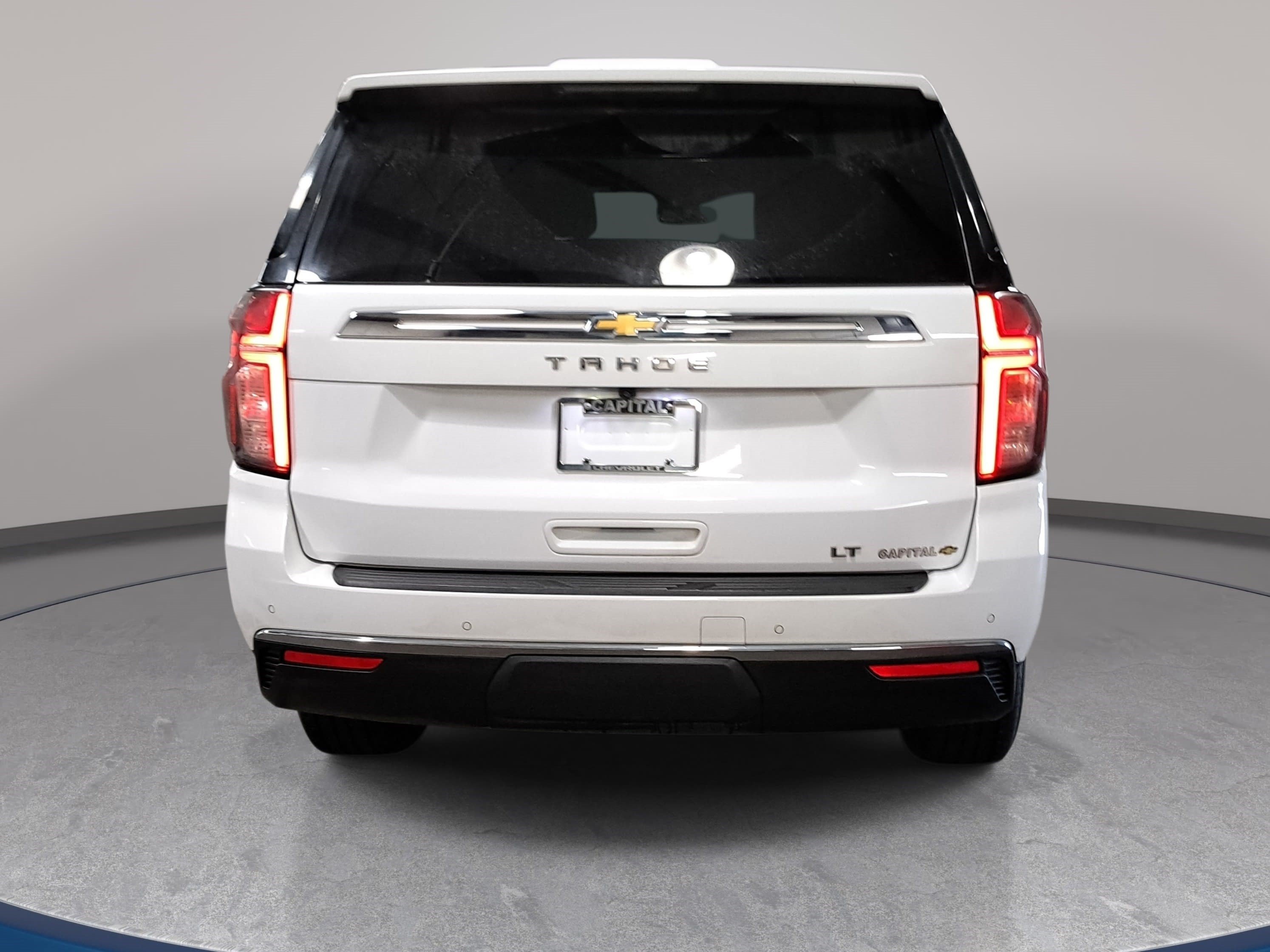 Used 2021 Chevrolet Tahoe LT w/ LT Signature Package AWD/4WD image 6