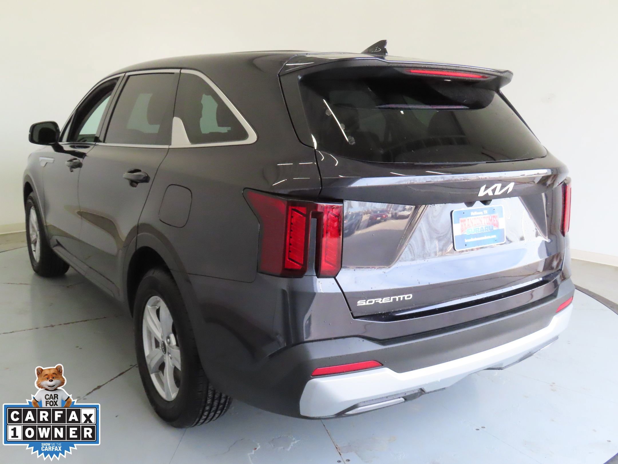 Used 2026 Kia Sorento LX image 6