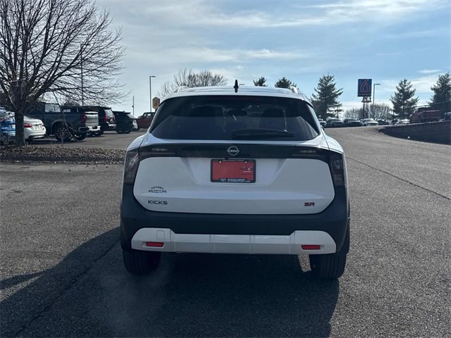 New 2026 Nissan Kicks SR w/ SR Premium Package image 5