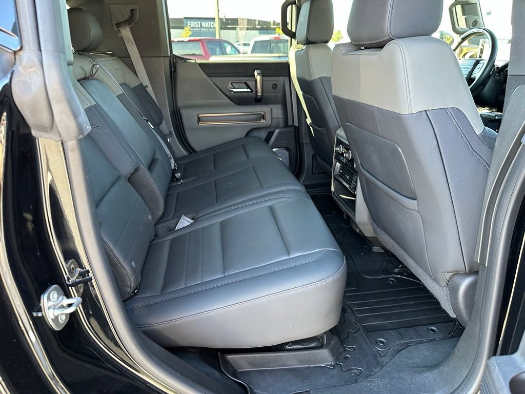 Certified 2024 GMC Hummer EV 2X w/ LPO, Illumination Package AWD/4WD image 23