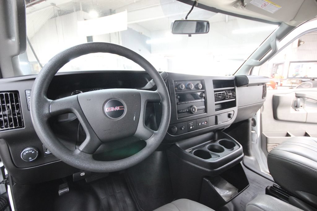 Used 2023 GMC Savana 2500 Extended RWD image 14