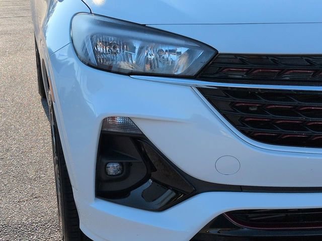 Used 2023 Buick Encore GX Select w/ Sport Touring Package image 11