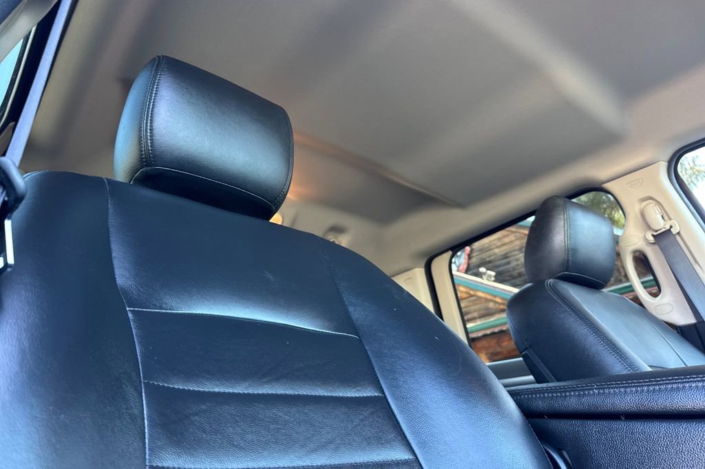 Used 2016 RAM 2500 SLT AWD/4WD image 18