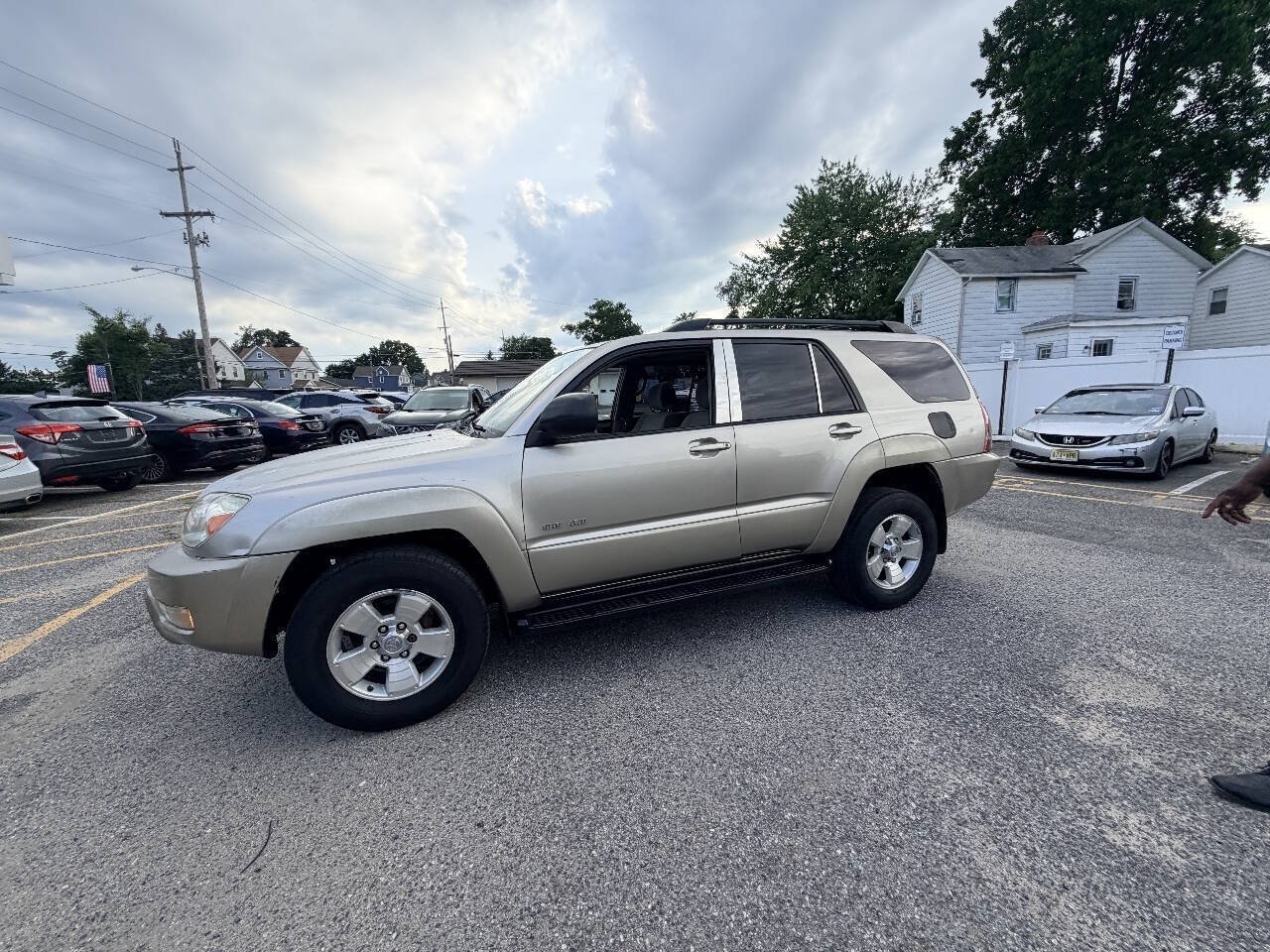 Used 2004 Toyota 4Runner SR5 AWD/4WD image 34