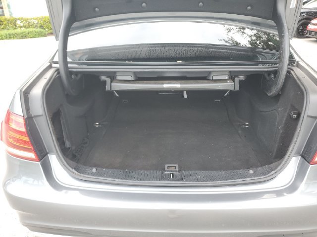 Used 2016 Mercedes-Benz E 350 Sedan image 6