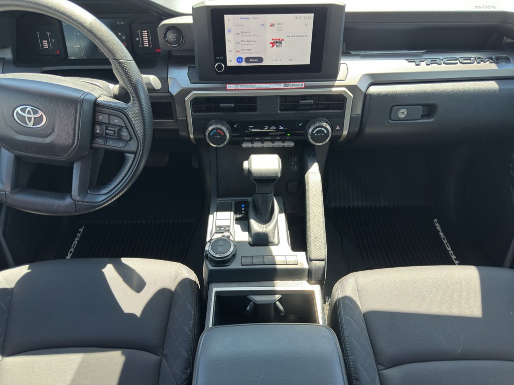 Used 2025 Toyota Tacoma SR5 AWD/4WD image 10
