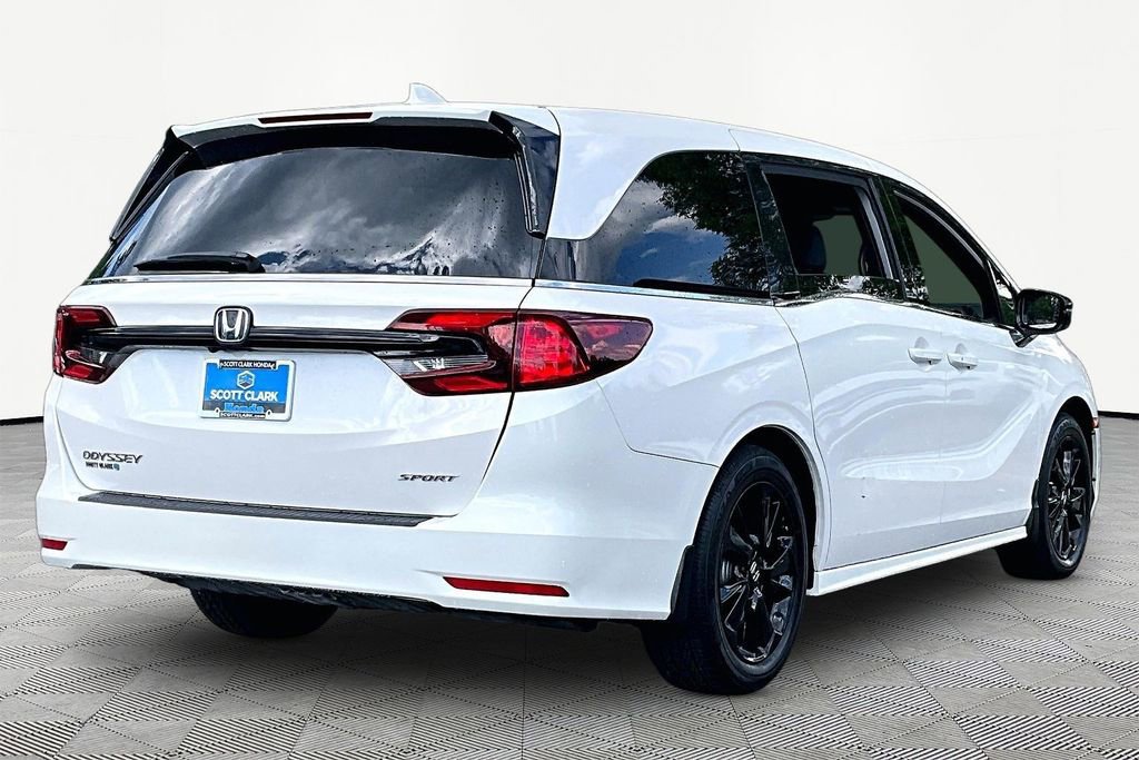 Certified 2024 Honda Odyssey Sport image 5
