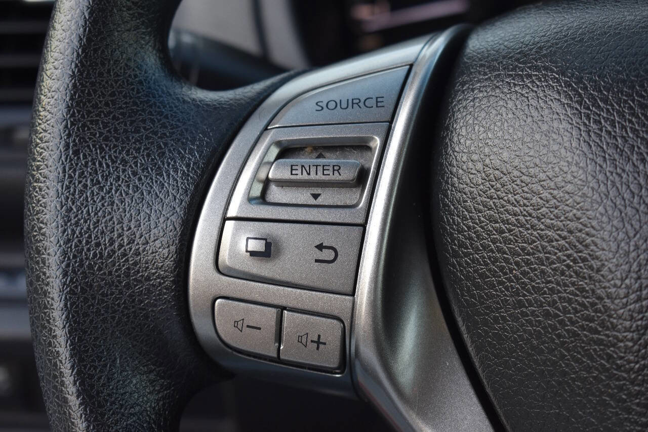 Used 2014 Nissan Altima 2.5 S w/ Sport Value Package image 21