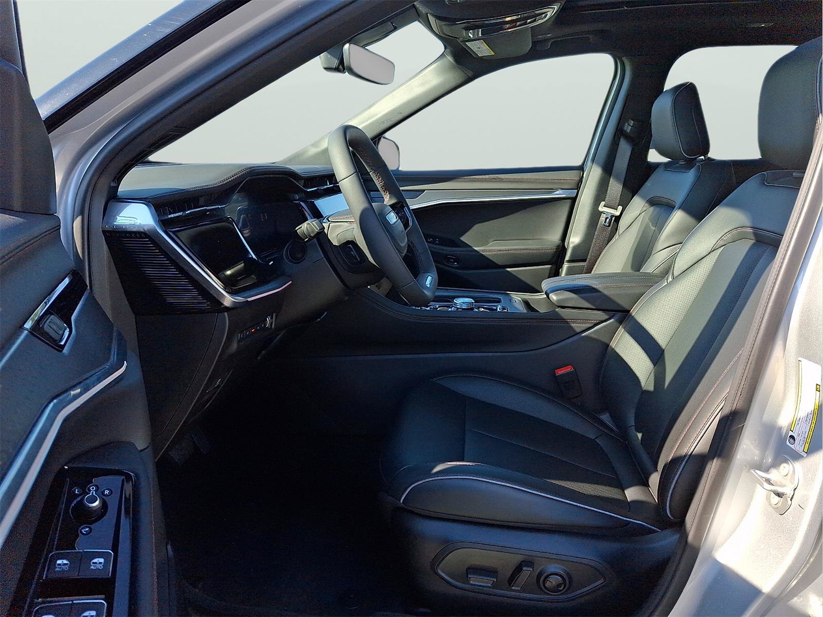 New 2025 Jeep Wagoneer S Limited AWD/4WD image 9