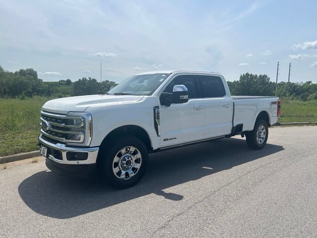 Used 2025 Ford F350 King Ranch w/ Chrome Package AWD/4WD image 2