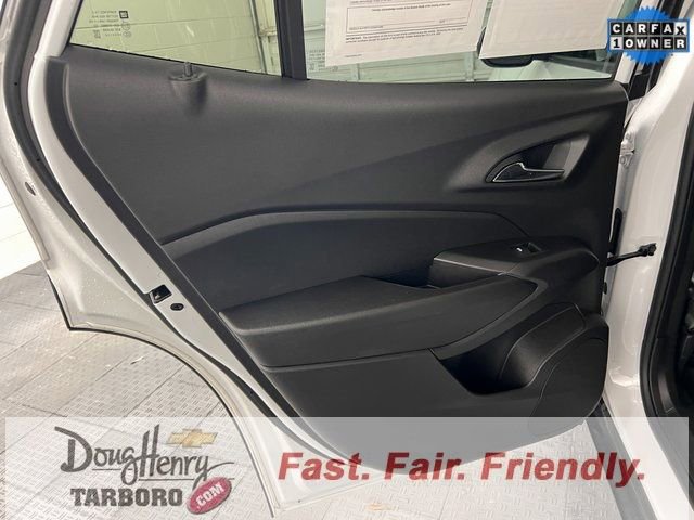 Used 2025 Chevrolet Trax LT w/ LT Convenience Package image 31