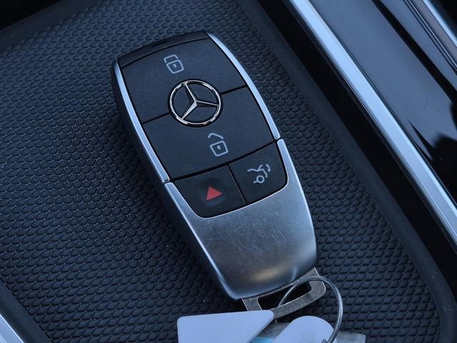 Certified 2025 Mercedes-Benz GLB 250 GLB 250 image 33