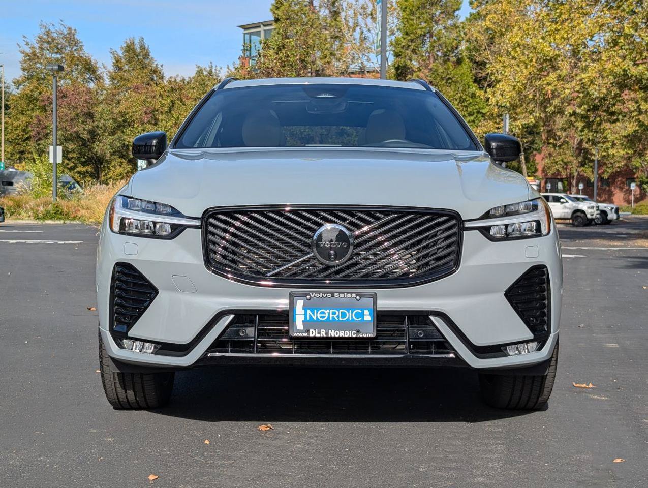 Used 2026 Volvo XC60 B5 Plus AWD/4WD image 2