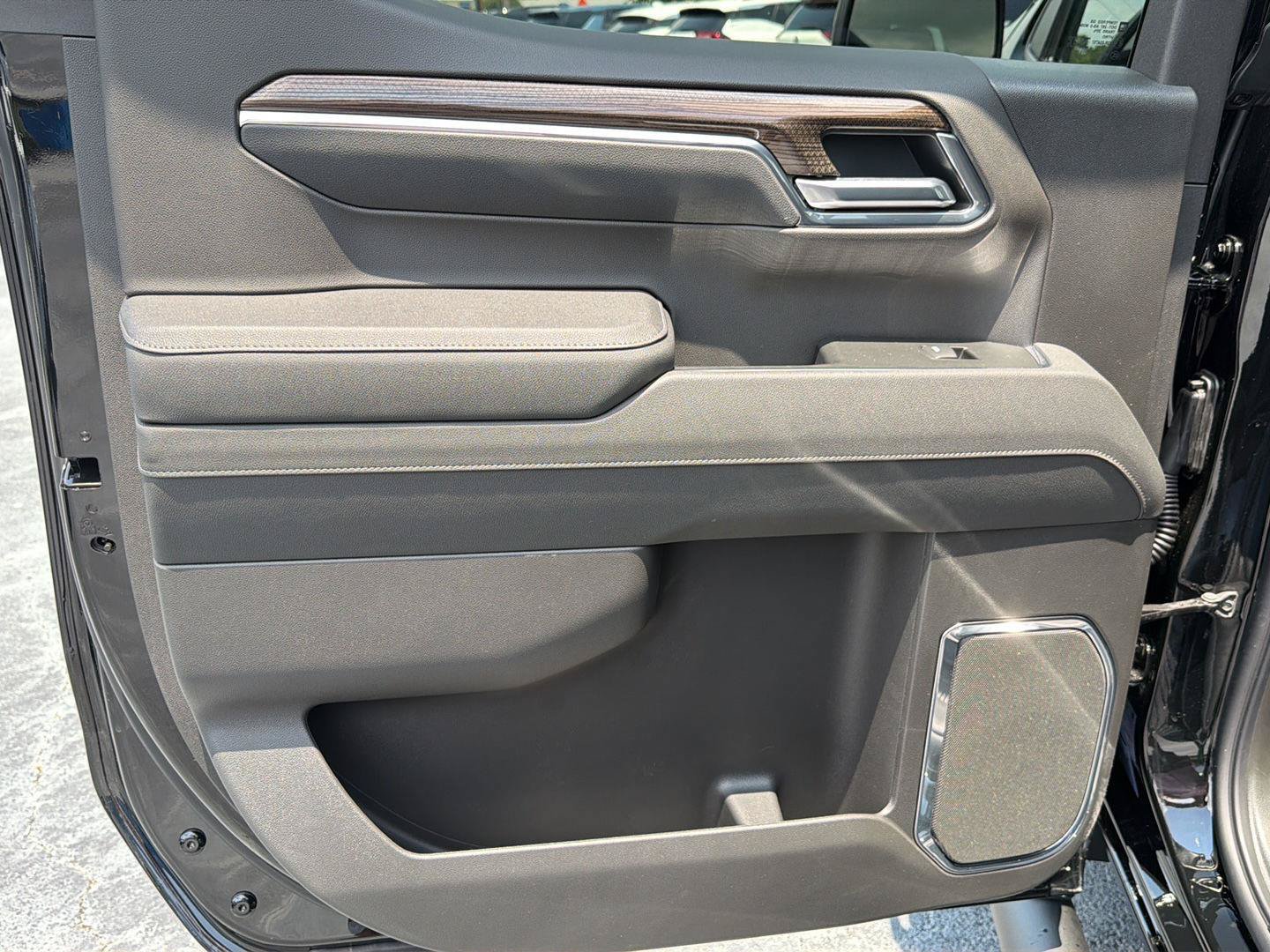 New 2026 Chevrolet Silverado 1500 LT Trail Boss w/ LT Trail Boss Premium Package AWD/4WD image 17