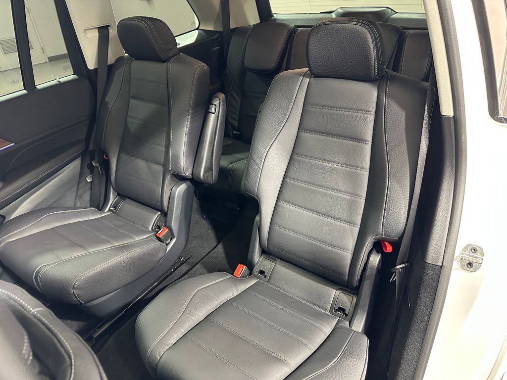 New 2026 Mercedes-Benz GLS 450 4MATIC image 17