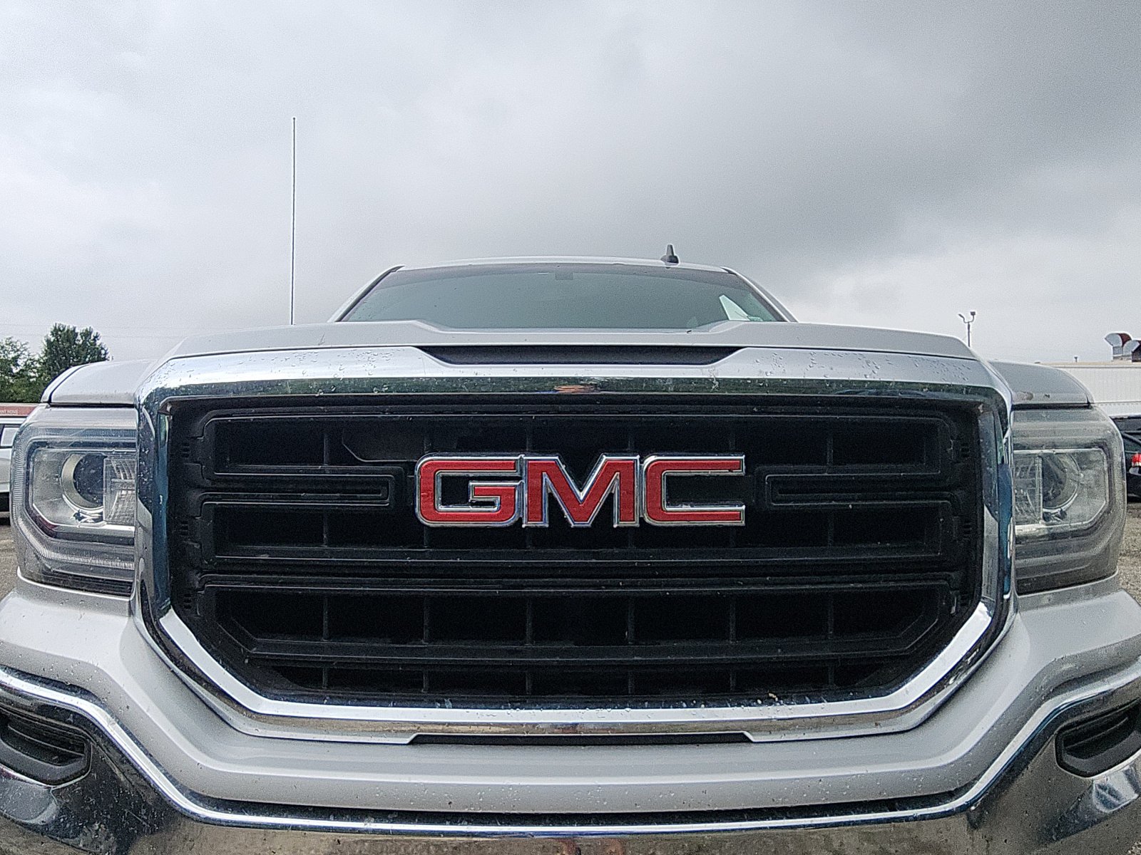 Used 2017 GMC Sierra 1500 4x4 Crew Cab w/ Sierra Convenience Package image 11